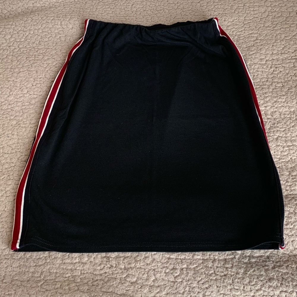 Black midi skirt